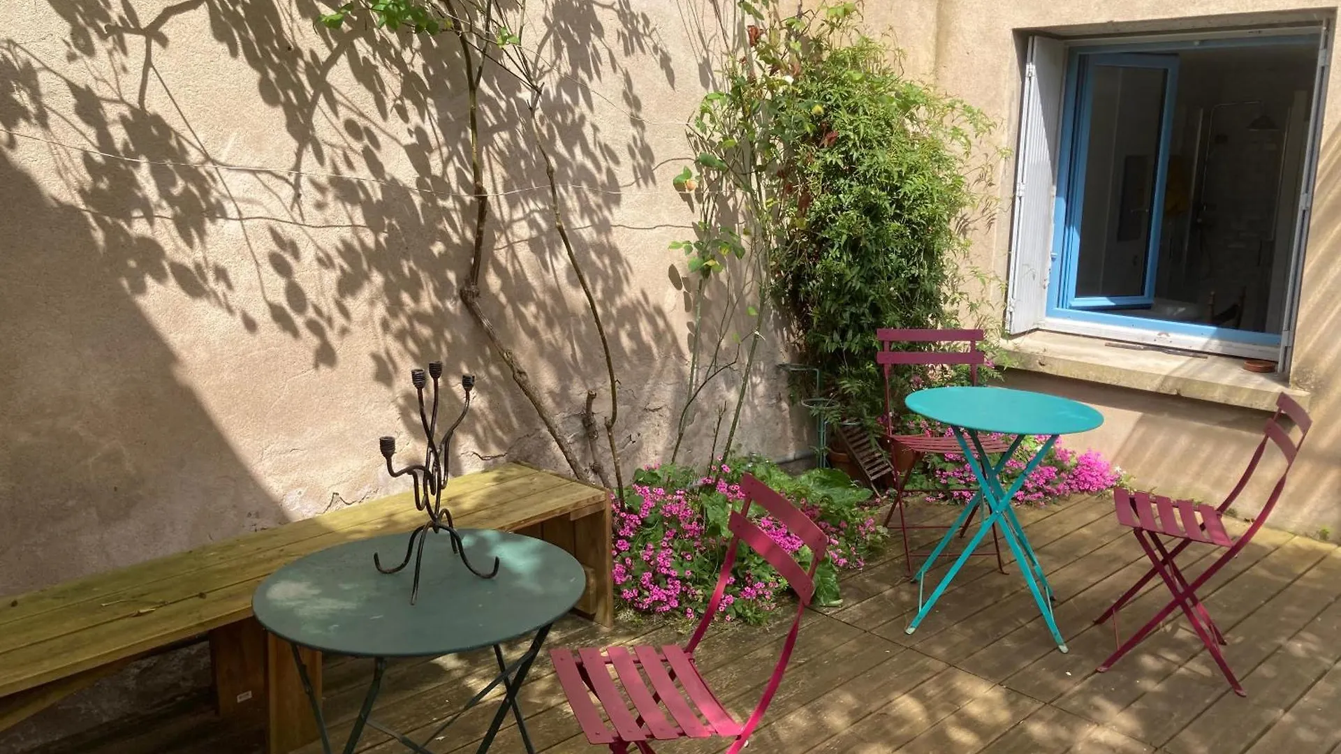 Chambre D'Hote Avec Cour Privative Saint-Sulpice フランス